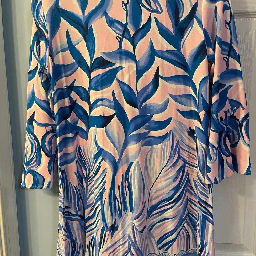 Lilly Pulitzer Rayon/Spandex bell sleeve dress - Picture 5 of 6